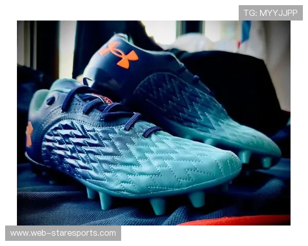 足球鞋球星专属定制一次一双背后的故事与独特价值解析